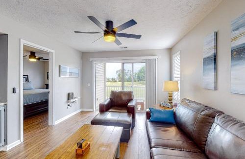 Carolina Forest Apartment | A Golfer's Paradise #6F