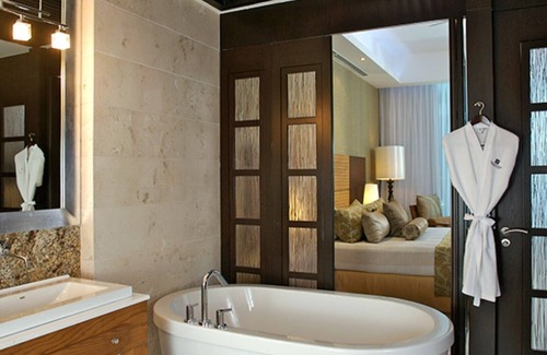 Downtown Cancun Resort | A Grand Luxxe Suite.