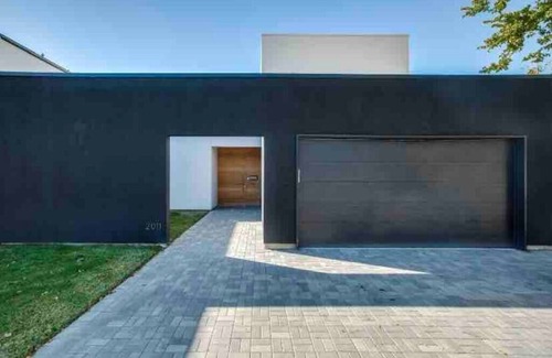 Knox - Henderson House | A Higher Frequency Off Henderson