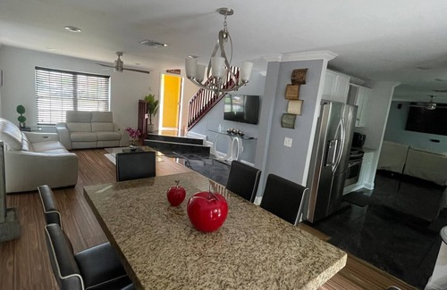 Pembroke Pines House | A Home Away From Home