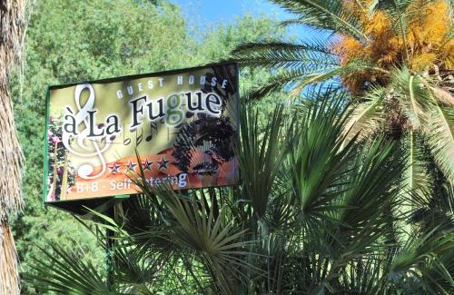 Upington House | a La Fugue