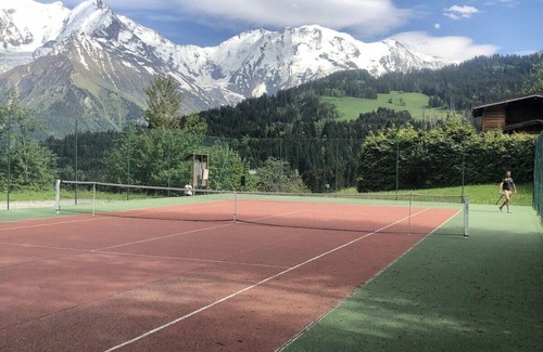 Saint-Gervais-les-Bains Apartment | A little corner of paradise facing Mont Blanc, close to the ski slopes