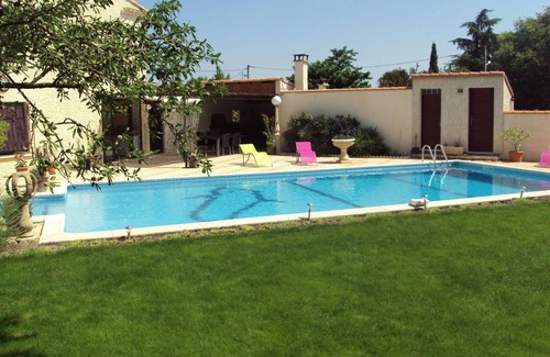 Uchaud House | A LITTLE PIECE OF PARADISE CAN HOST FAMILY OR FRIENDS NOMBREURSE to UCHAUD