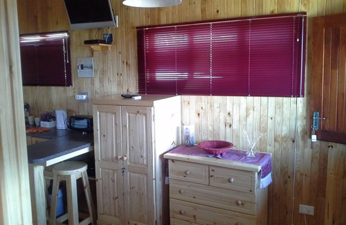 Sabie Cabin | A log style cabin having one major room