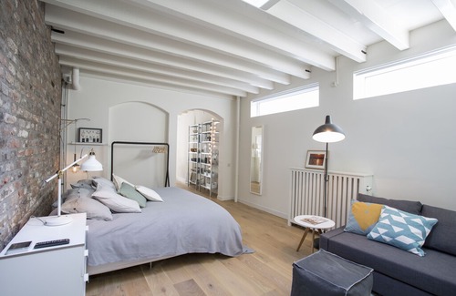 Utrecht City Center House | A luxury loft apartment on a quiet square, practically under the Dom!