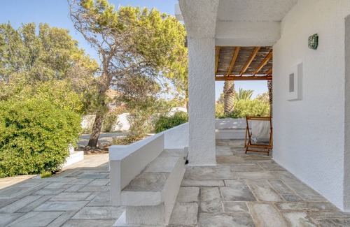 Serifos House | a mediterranean home near the beach/ Avlomonas Serifos