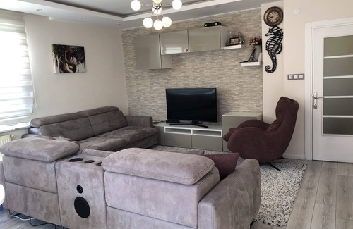Yenikoy Mahallesi Apartment | A nice flat in Yeniköy 50m away from the sea (bosphorus)