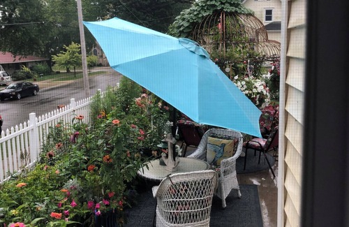 Manistee Bed & Breakfast | A Night with Marilyn Monroe