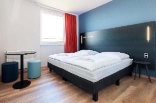 Strasnice Hostel | a&o Prague Rhea