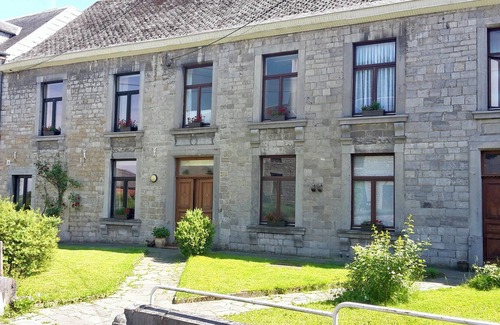 Eprave House | A peaceful night's sleep at La Chapelle