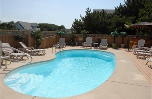 Duck House | A Pelican's View - Pool/Tiki bar/Comfort/Style - in Town of Duck