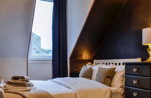 Central Aberdeen Cottage | A perfect choice for a city break, with personal touches that make it a home from home.