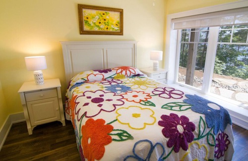 Rosseau House | A perfect combination of luxury and nature! Located in the peaceful north end of Rosseau.