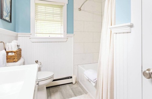 Edgecomb House | A perfect family getaway with luxury amenities