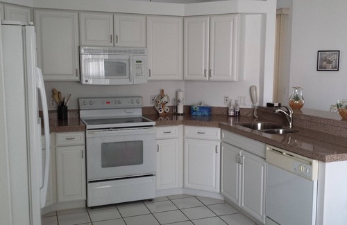 South Bradenton Villa | A perfect location, lakeside home ,private heated pool, very close to beaches