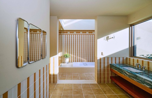 Hallim Cabin | A private seaside villa in Jeju , with a tennis court just for you.