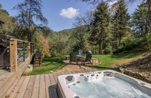 Sugar Grove House | A River Mist Walk