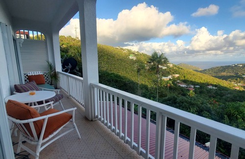 Rosendal Apartment | A room with a view! Cozy 1-bedroom apartment with AC and WiFi
