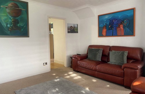 Radcliffe House | A Secure 3 bedroom family