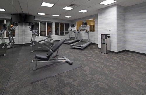Bremerton House | A short 5-minute walk to the Seattle Ferry Terminal.