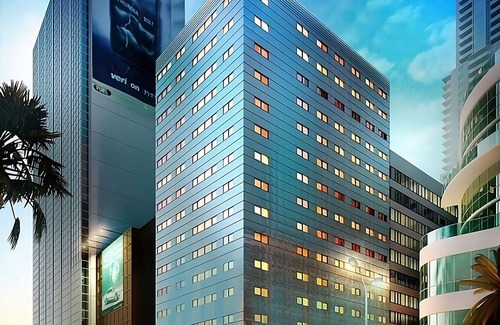 Downtown Miami Hotel | A Short Walk from Concerts and Sports Events! 3 Great Units!