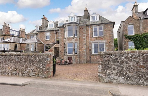 North Berwick House | A spacious, imposing, elegant Victorian property with unbeatable sea and golf views