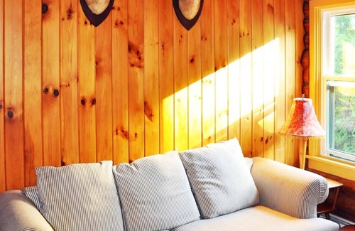 Great Barrington Cabin | A spacious Log Home on 11+ Acres of Private Forest 5 minutes from Ski Butternut
