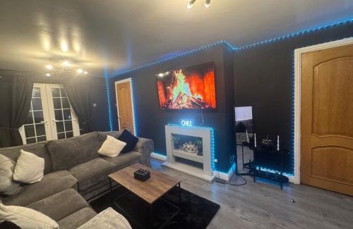 Heckmondwike Apartment | A Star Living