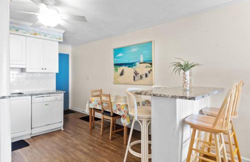 North Myrtle Beach Apartment | A Summer Place Unit B8 is Small Dog Friendly and oceanfront in Cherry Grove