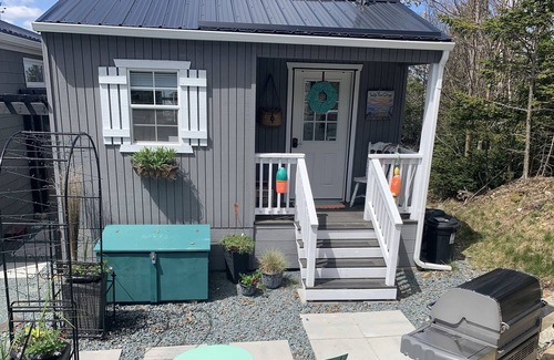 East Petpeswick Cottage | A sweet tiny house only 4 minutes from Martinique Beach