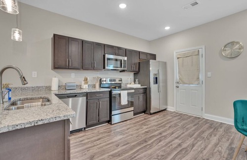 Clarksville House | A Taste of Luxe: Upscale Condo Near Nashville and Ft. Campbell