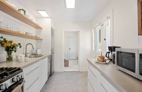 Summerland Condo | A True Summerland Retreat! Contemporary Unit With Ocean Views