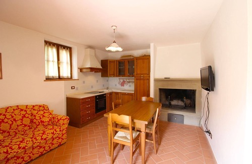 Pieve al Bagnoro Villa | A very old small stone hamlet set in a panoramic position a few km from the city of Arezzo. Endowed