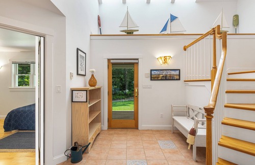 Vineyard Haven House | A View Fit for Royalty!nTop Compliments: so clean! fab hot tub! best view!