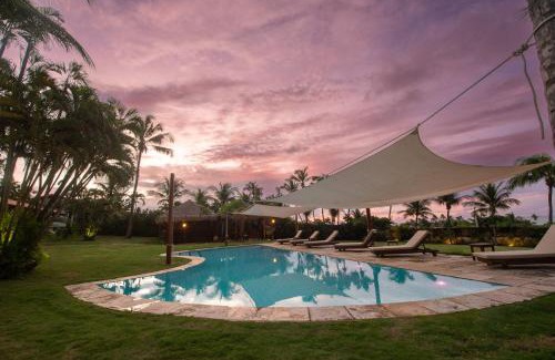 Pecém House | A Villa 8 suites 30 pessoas