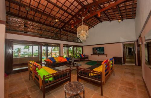 Pecém House | A Villa 8 suites 30 pessoas