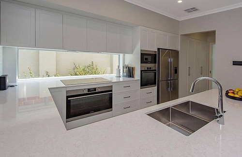 Geographe House | A Waterside Paradise - Geographe's Hidden Oasis