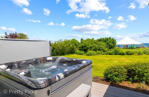 East Orleans House | A Wave From It All: 227-O Overlooks Nauset Beach/Atlantic, Heated Pool, Hot Tub & Fire-pit
