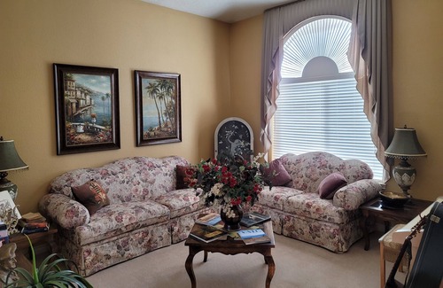 Hesperia House | A well designed and gated home with panoramic views that is pet friendly.