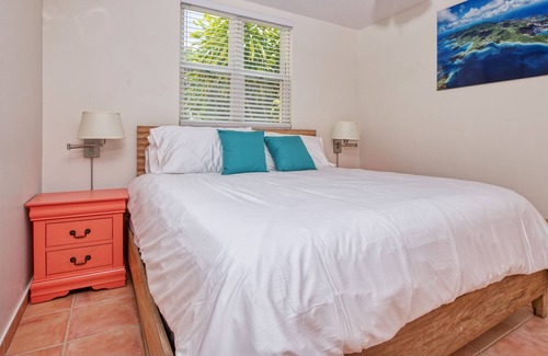 Great Cruz Bay Apartment | A1 Quiet 1-bedroom apartment in the heart of Cruz Bay