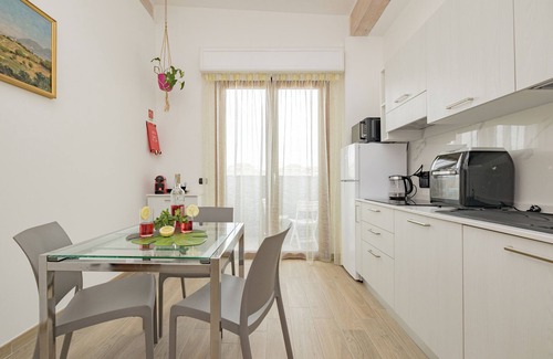Cesate Apartment | A10 Rainbow|Spacious and modern studio apartment|13km Rho Fiera-18km Milan-40km MXP
