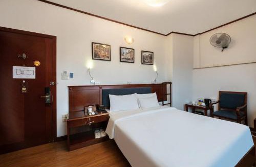 Thanh Nhan Hotel | A25 Hotel - 221 Bạch Mai