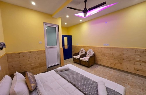 Dharamshala Bed & Breakfast | Aangan Royal Stay