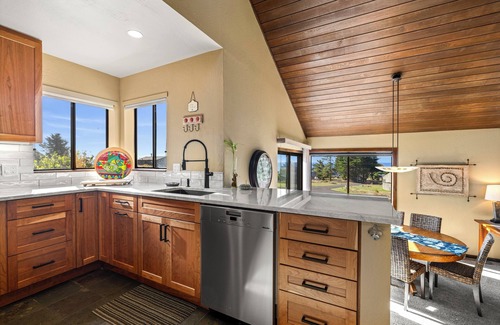 Sea Ranch House | Abalone Point: Oceanside Panoramic View Home