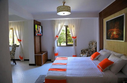 Bole Bed & Breakfast | Abat Guest House