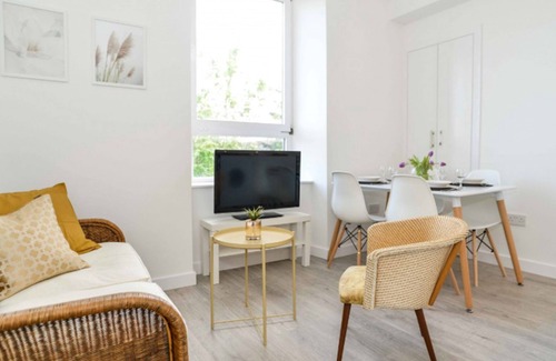 Central Aberdeen Apartment | Aberdeen City Modern Apartment
