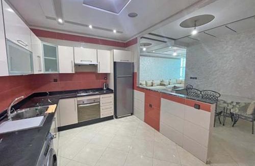 Larache Apartment | Abraj Duabia