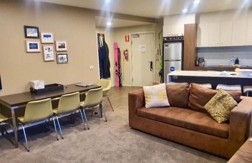 Hotham Heights Apartment | Absollut 09