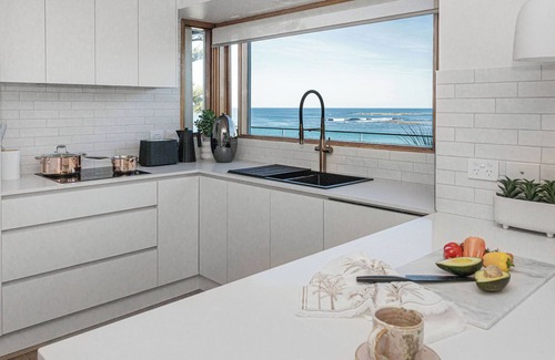 Blue Bay House | Absolute beach front with direct access to Blue Bay Beach - shoes optional