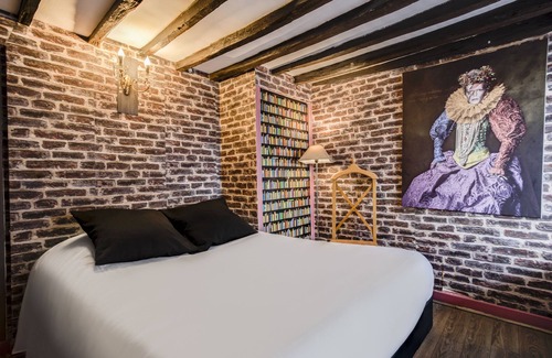 Quartier de la Folie-Mericourt Hotel | Absolute Hotel Paris République
